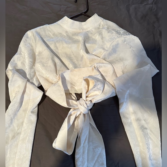 LPA Lia open back top with shoulder pads - Picture 6 of 6